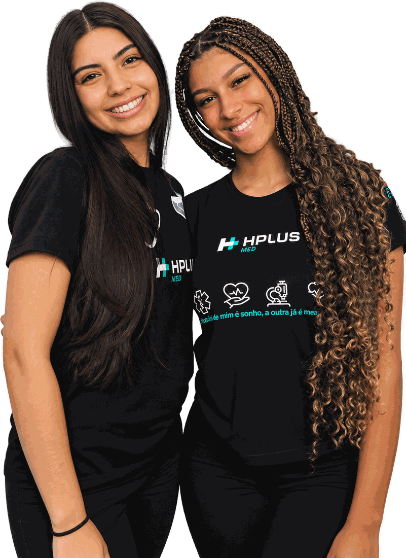 Duas alunas do Hplus Med aprovadas em Medicina